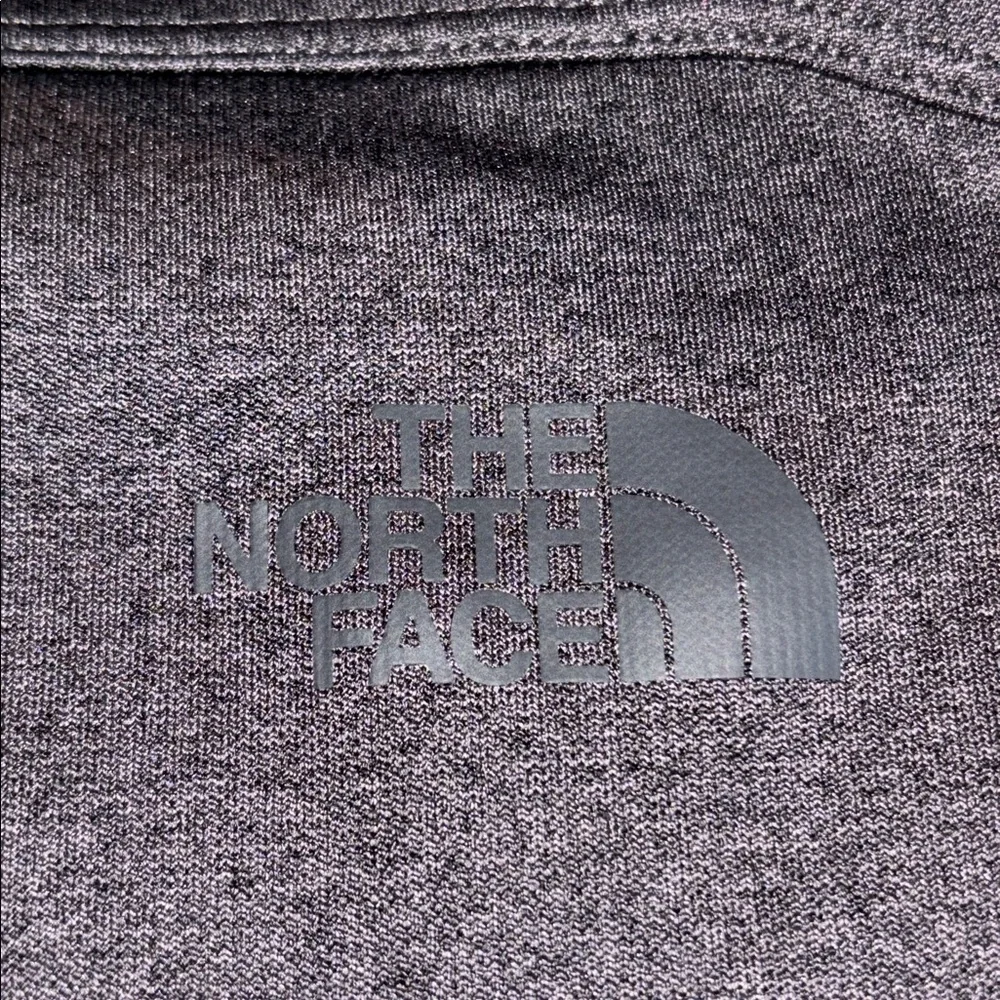 The North Face Canyonlands 1/2-Zip Pullover in dark gray heathered Men’s Large